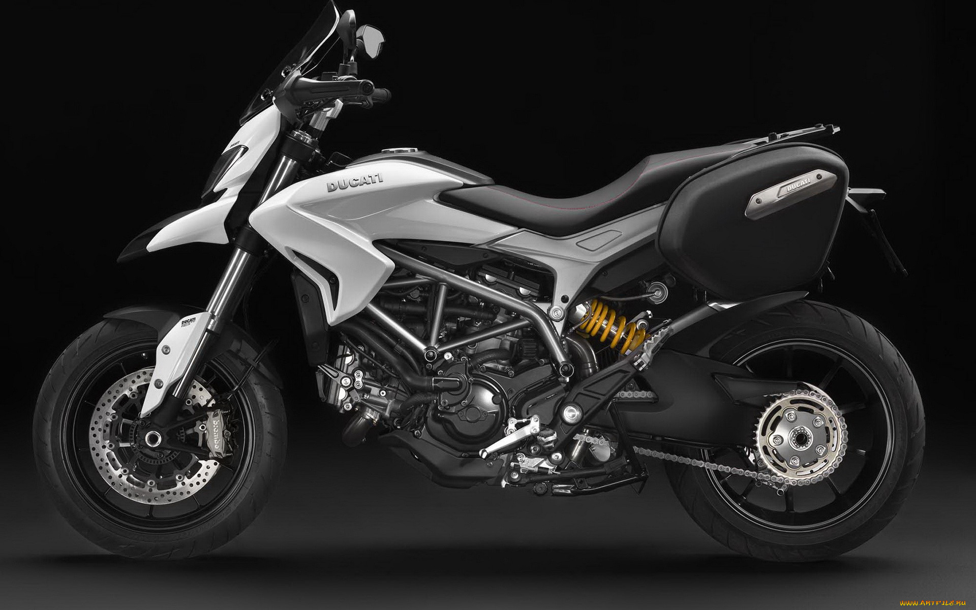 , ducati, hypermotard